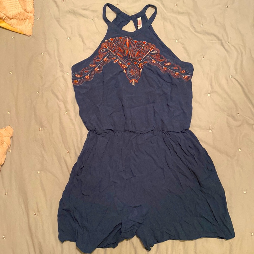 Blue embroidered romper with pockets